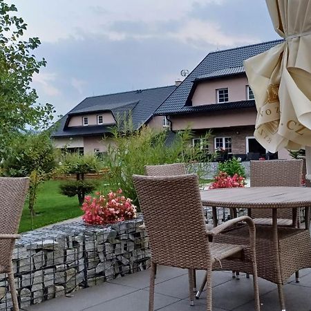 Penzion Parma Ostružná 外观 照片